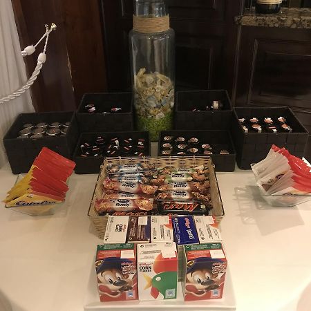 A Casa Canut Hotel Gastronomic Les Escaldes Bagian luar foto A selection of Swiss International's inflight snacks